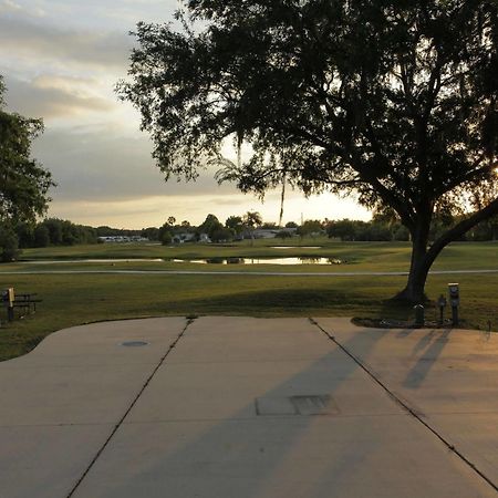 Clerbrook Golf & Rv Resort Caravan Park Clermont Exterior foto